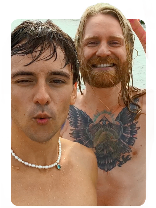TOM & SAM
