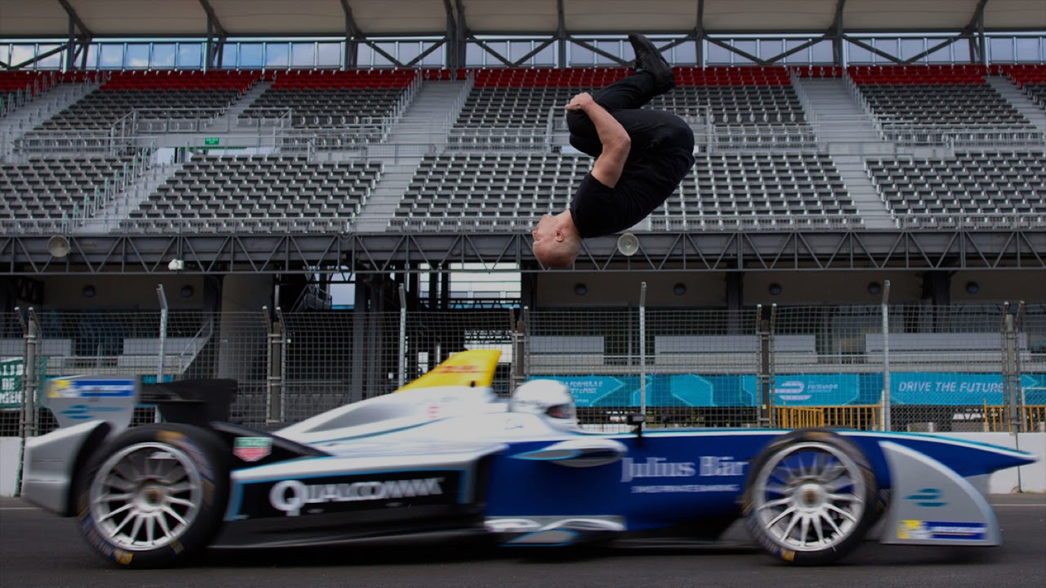 FORMULA_E_HERO_1